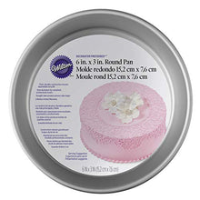  Wilton Round Cake Pan, Even-Heating for Perfect Results Every Time, Durable Heavy-Duty Aluminum, 6 x 3-Inches