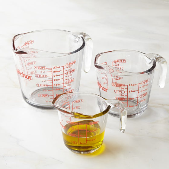 Anchor Hocking 55178AHG17 32 oz. Clear Glass Measuring Cup